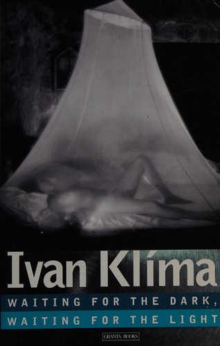 Waiting for the dark, waiting for the light