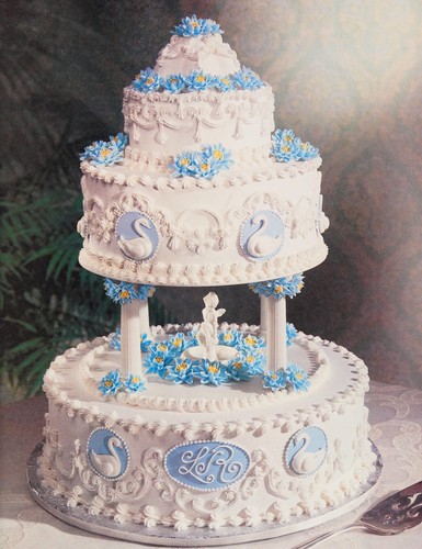 The Wilton Way of Cake Decorating, Vol. 3